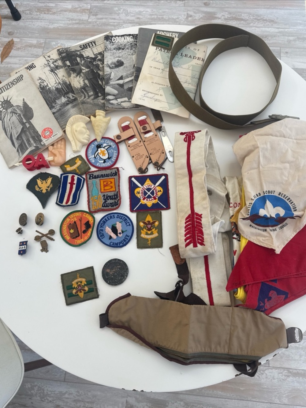 Vintage 70’s Boy Scouts of America Lot Patches,Pins, Handkerchiefs,‎ books,coin